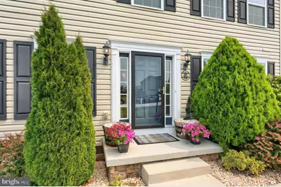 220 W Crest View Lane, Gettysburg, PA 17325 - Photo 6