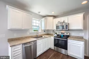 220 W Crestview Ln, Gettysburg, PA 17325 - Photo 18