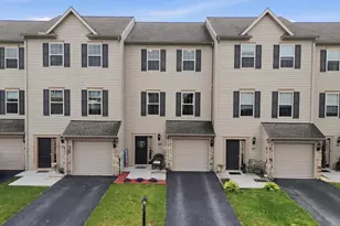 207 Katelyn Dr, New Oxford, PA 17350 - Photo 32