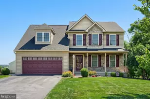 137 Kimberly Ln, East Berlin, PA 17316 - Photo 2