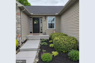 249 Hemlock Drive, Hanover, PA 17331 - Photo 2