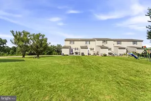 31 Pioneer Ln, Gettysburg, PA 17325 - Photo 4