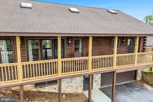 19 Lake Meade Dr, East Berlin, PA 17316 - Photo 2