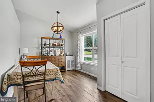 301 W Myrtle St, Littlestown, PA 17340 - Photo 6