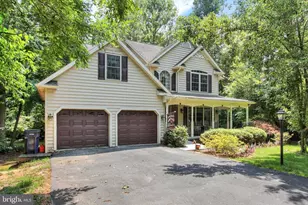 1053 Forest Dr, Abbottstown, PA 17301 - Photo 2