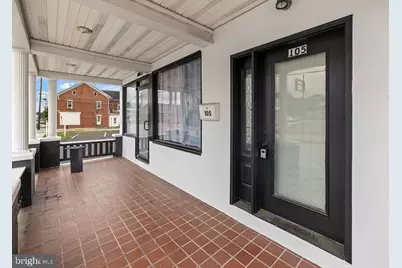 105 S Queen Street, Abbottstown, PA 17301 - Photo 2