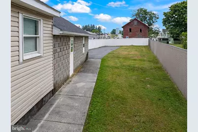 105 S Queen Street, Abbottstown, PA 17301 - Photo 32