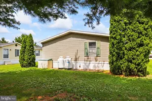 29 Hampshire Dr, New Oxford, PA 17350 - Photo 28
