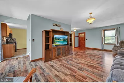 31 Seneca Drive, Hanover, PA 17331 - Photo 8