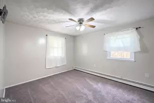 1000 W Elm Ave, Hanover, PA 17331 - Photo 22
