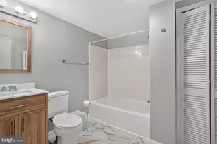 256 S Washington St, Gettysburg, PA 17325 - Photo 10