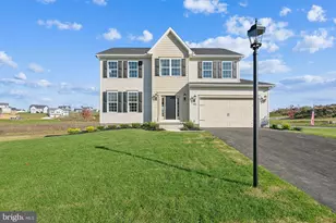 23 Lillich Dr, Abbottstown, PA 17301 - Photo 1