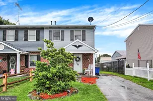23 Lumber St, Littlestown, PA 17340 - Photo 1