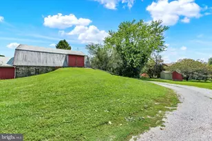 2619 Carlisle Pike, New Oxford, PA 17350 - Photo 4