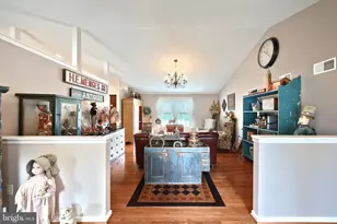 29 Lottie Ln, New Oxford, PA 17350 - Photo 4