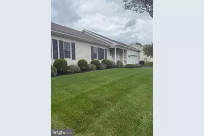 70 Kevin Drive, New Oxford, PA 17350 - Photo 2