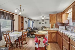 90 Knight Rd, Gettysburg, PA 17325 - Photo 12