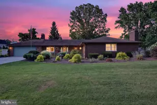 16 Howard Dr, East Berlin, PA 17316 - Photo 2