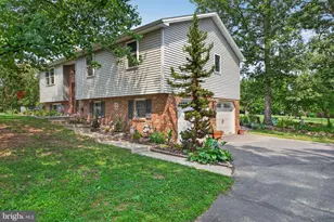 119 Hamilton Dr, Abbottstown, PA 17301 - Photo 2