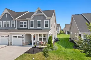 37 Buttonbush Ln, Gettysburg, PA 17325 - Photo 2
