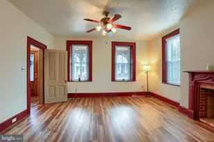 13 Hanover St, New Oxford, PA 17350 - Photo 8