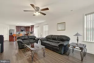 17 Natures Wy Cir, New Oxford, PA 17350 - Photo 6