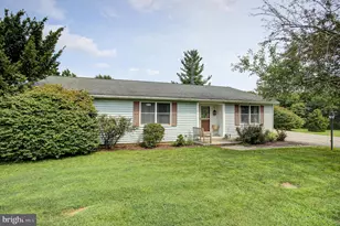 16 Easy St, Littlestown, PA 17340 - Photo 2