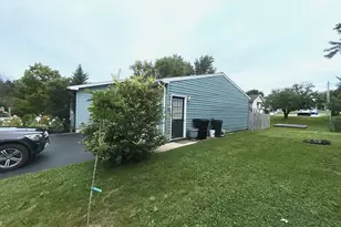 4 Corey Ln, New Oxford, PA 17350 - Photo 4