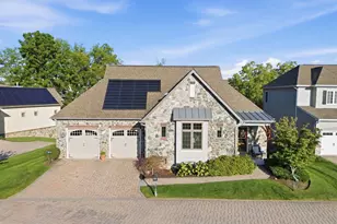 106 Brookside Ln, Gettysburg, PA 17325 - Photo 2