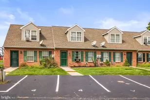 4 Oxford Ct, New Oxford, PA 17350 - Photo 4