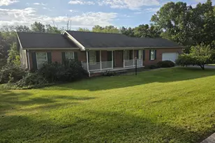 85 White Rd, Gettysburg, PA 17325 - Photo 1