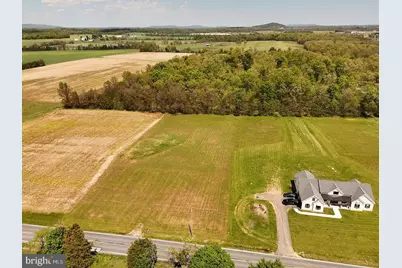 3227 Oxford Road, New Oxford, PA 17350 - Photo 2