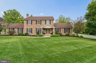 88 Spruce Dr, Gettysburg, PA 17325 - Photo 1