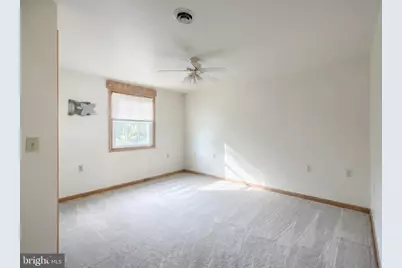 111 Pleasant Street, New Oxford, PA 17350 - Photo 16