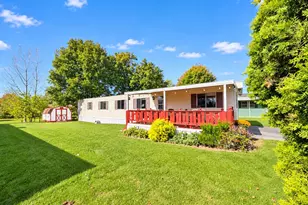 92 Walker Ave, Gettysburg, PA 17325 - Photo 1