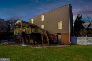 1233 Woodhill Dr, Gibsonia, PA 15044 - Photo 8