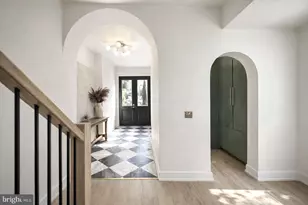 32 Mayflower St, Pittsburgh, PA 15206 - Photo 6