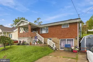 309 Spring St, Oakdale, PA 15071 - Photo 2