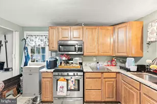 309 Spring St, Oakdale, PA 15071 - Photo 18