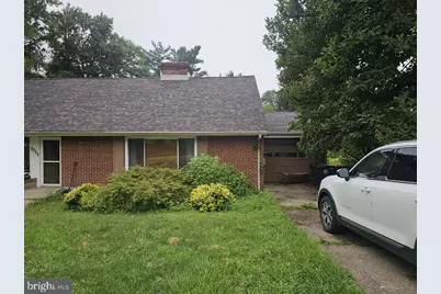 5052 W Library Avenue, Bethel Park, PA 15102 - Photo 2