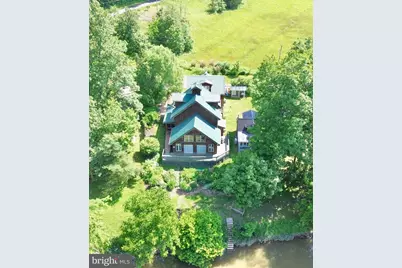 124 Long Bend Beach Road, Hopewell, PA 16650 - Photo 2