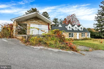 664 Breezewood S, Breezewood, PA 15533 - Photo 1