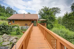 855 Lincoln Hwy, Schellsburg, PA 15559 - Photo 18