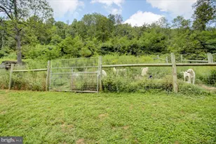 855 Lincoln Hwy, Schellsburg, PA 15559 - Photo 12