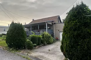 303 16th St, Saxton, PA 16678 - Photo 16