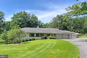133 Morral Dr, Everett, PA 15537 - Photo 2