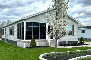 161 Serenity Cir, Bedford, PA 15522 - Photo 2