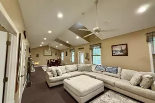 911 Lower Main St, Saxton, PA 16678 - Photo 2