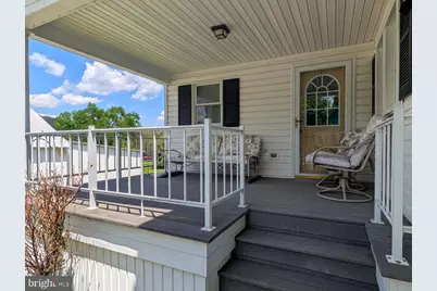 601 16th St, Saxton, PA 16678 - Photo 2