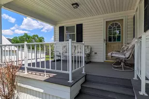 601 16th St, Saxton, PA 16678 - Photo 2